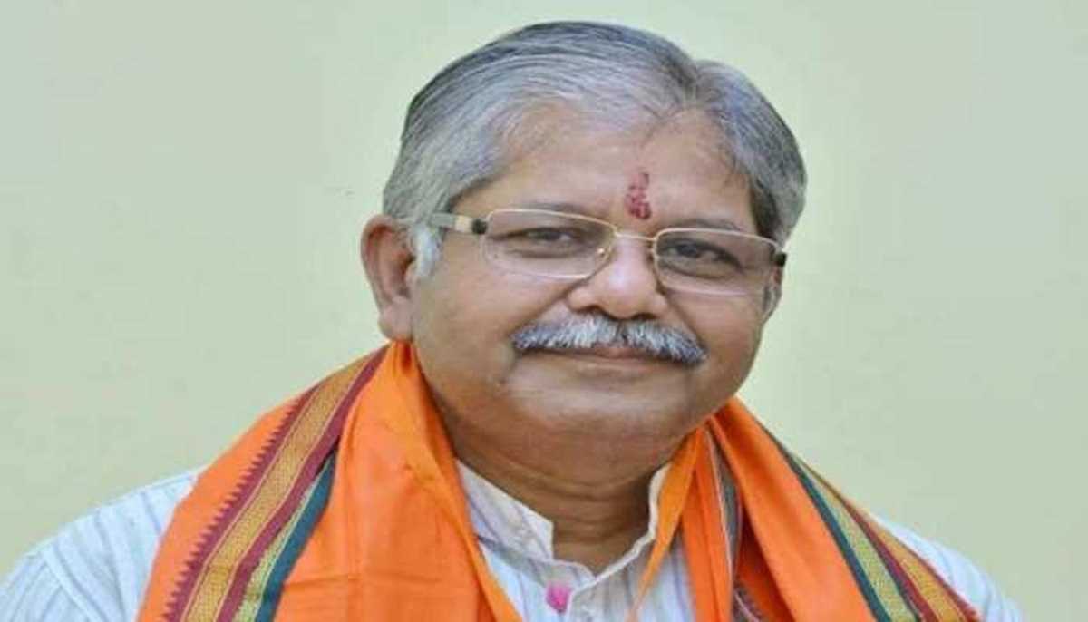 कांग्रेस सरकार प्रदेश को और लुटेरे सरकार को लूट रहे : कौशिक